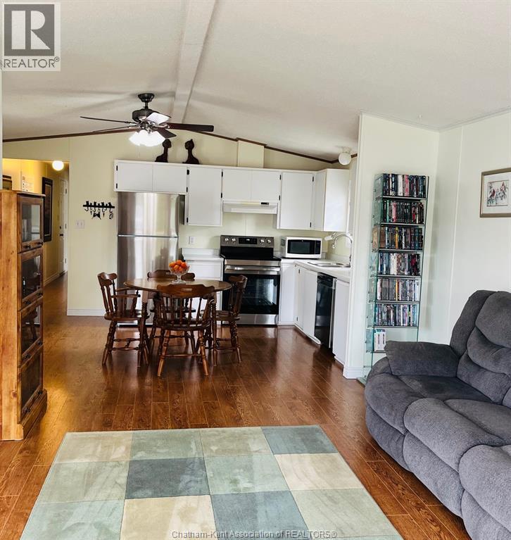 163 Regency DRIVE - 10