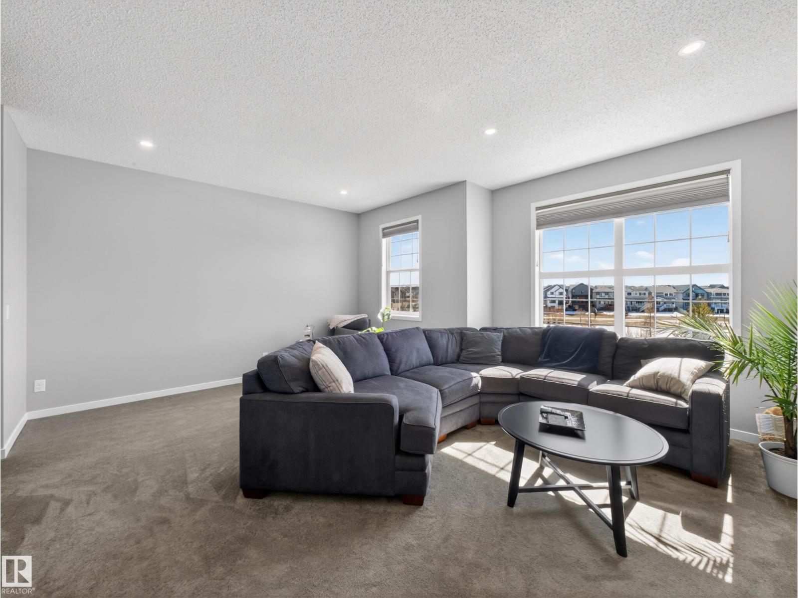 3210 CHERNOWSKI WY SW - 37