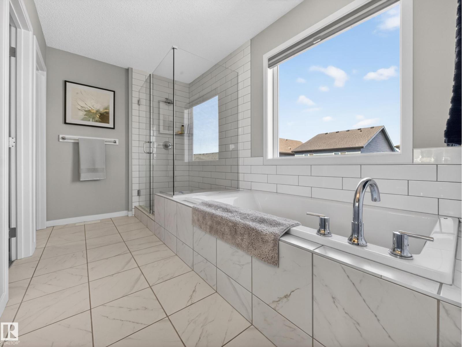 3210 CHERNOWSKI WY SW - 51