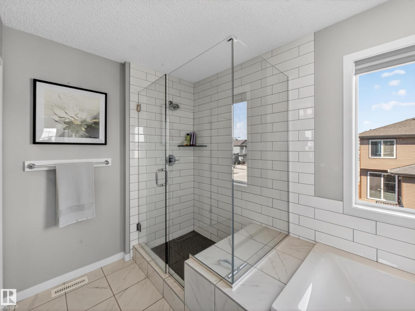 3210 CHERNOWSKI WY SW - 53