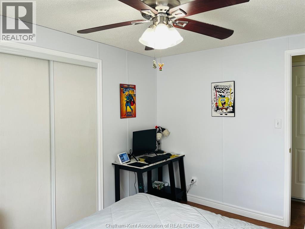 163 Regency DRIVE - 22