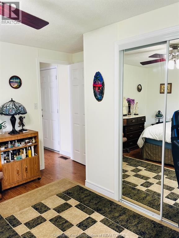 163 Regency DRIVE - 26