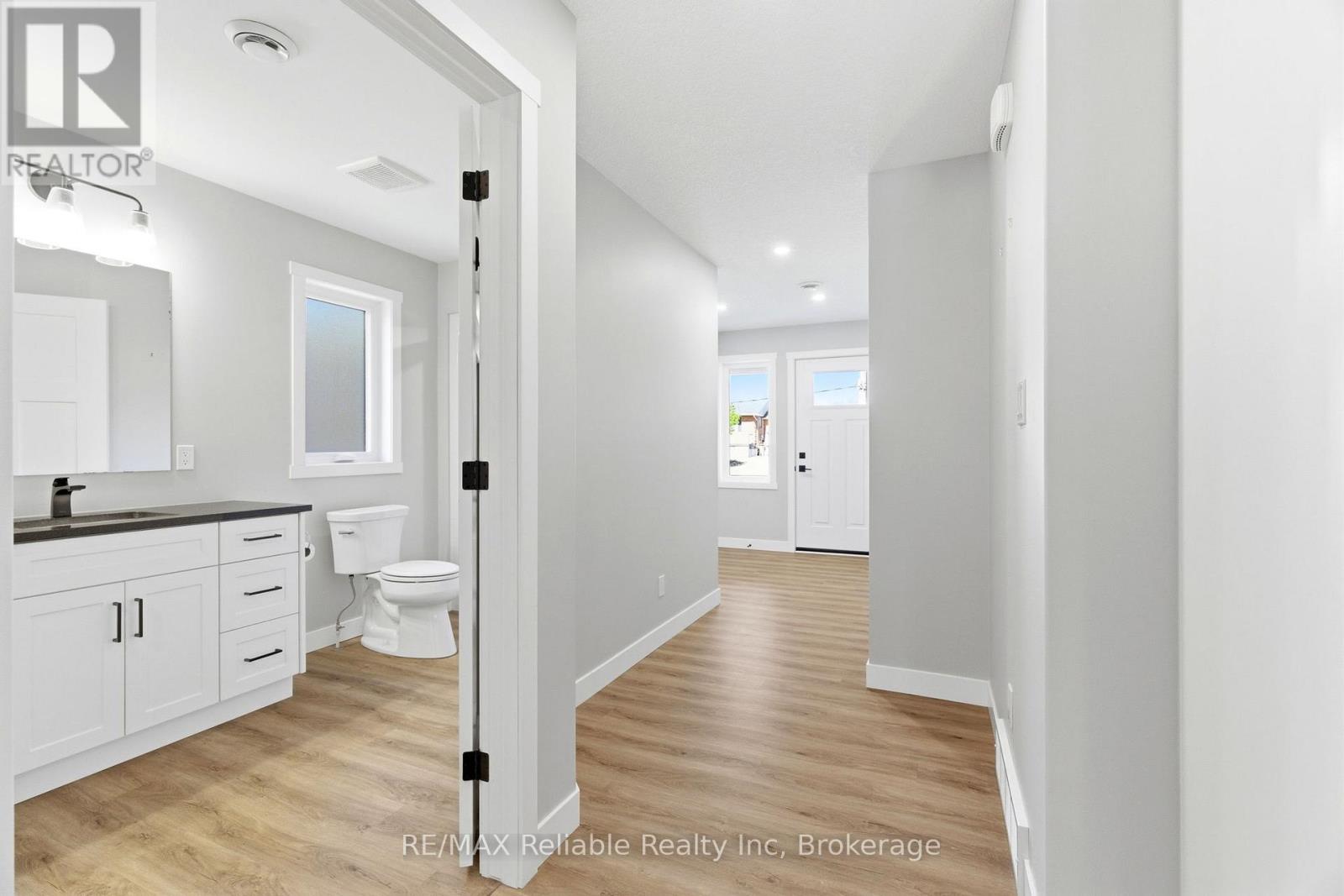 152 SILLS STREET - 10