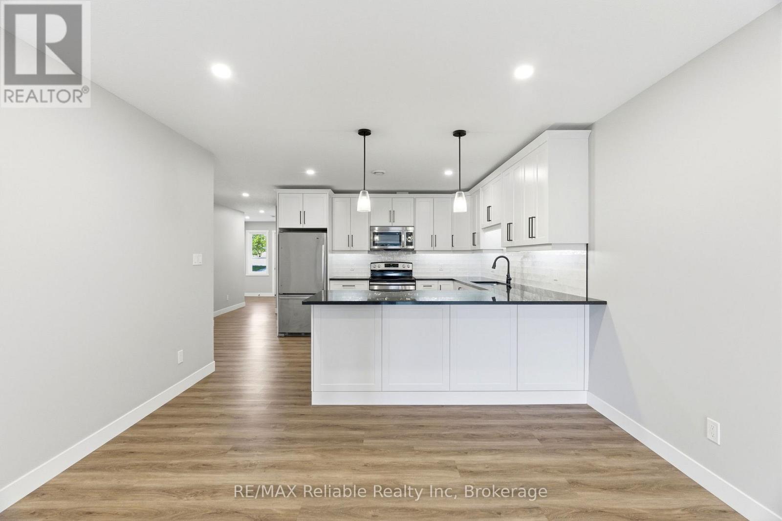 152 SILLS STREET - 16