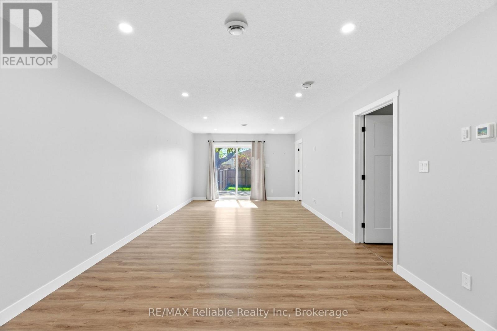 152 SILLS STREET - 18