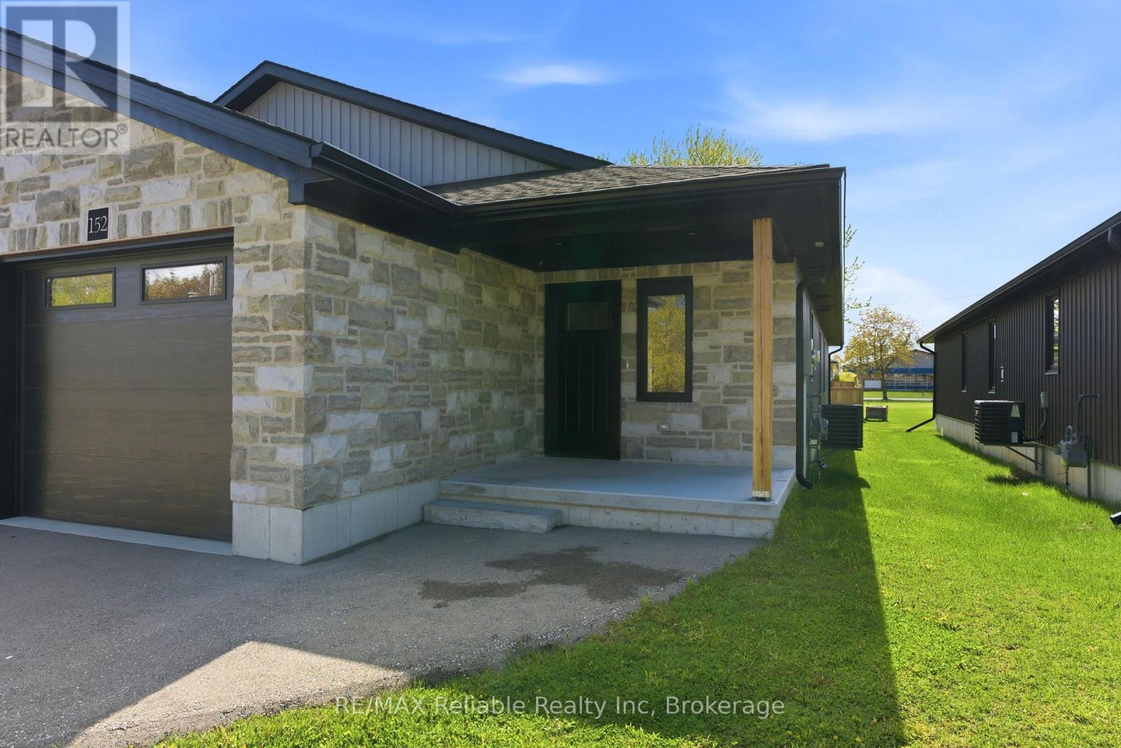 152 SILLS STREET - 2