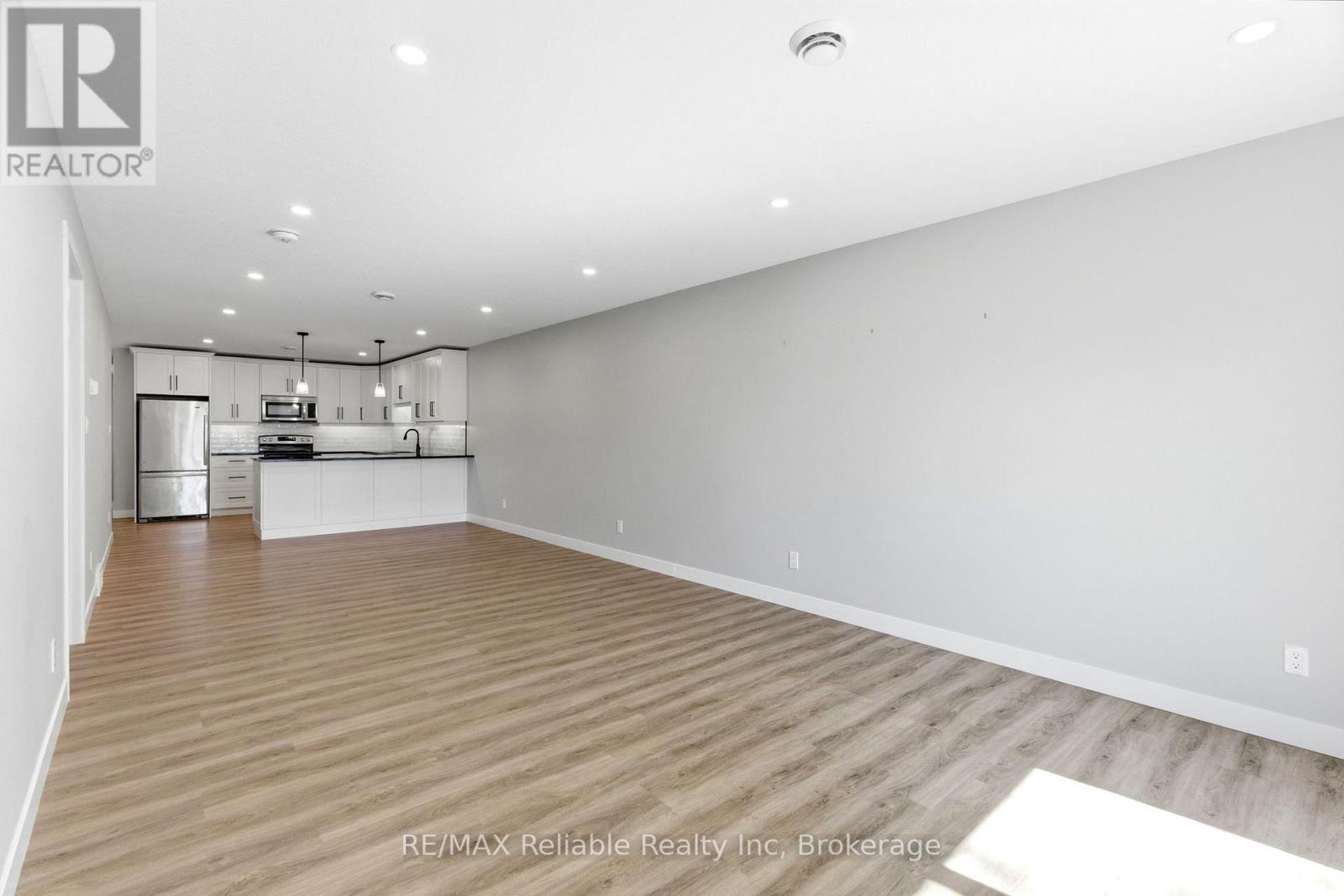152 SILLS STREET - 22