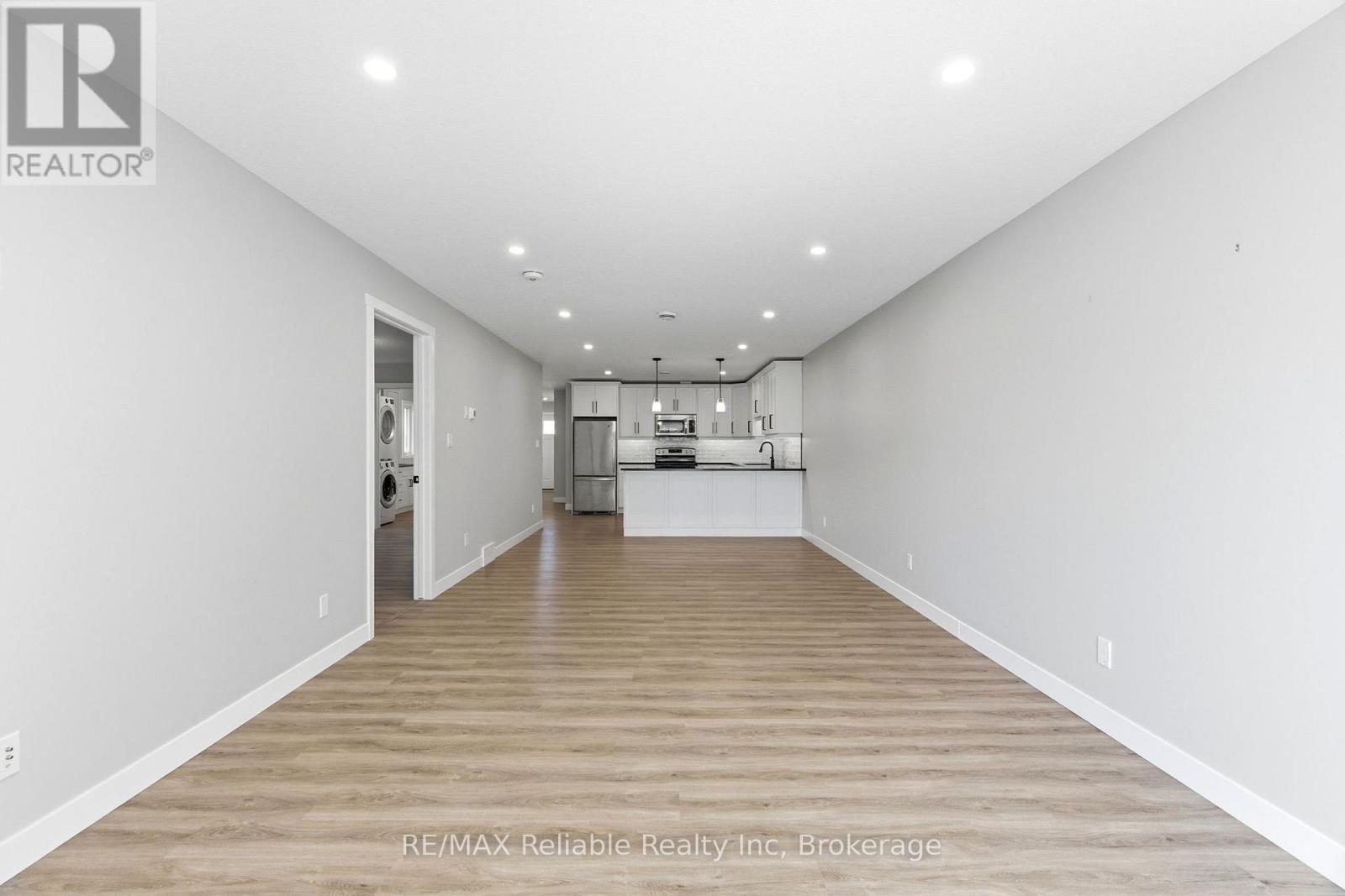 152 SILLS STREET - 23