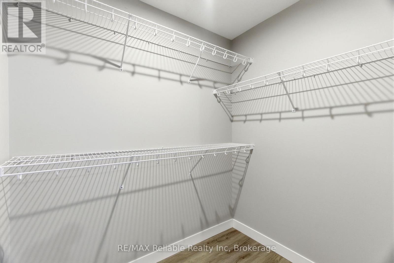 152 SILLS STREET - 32