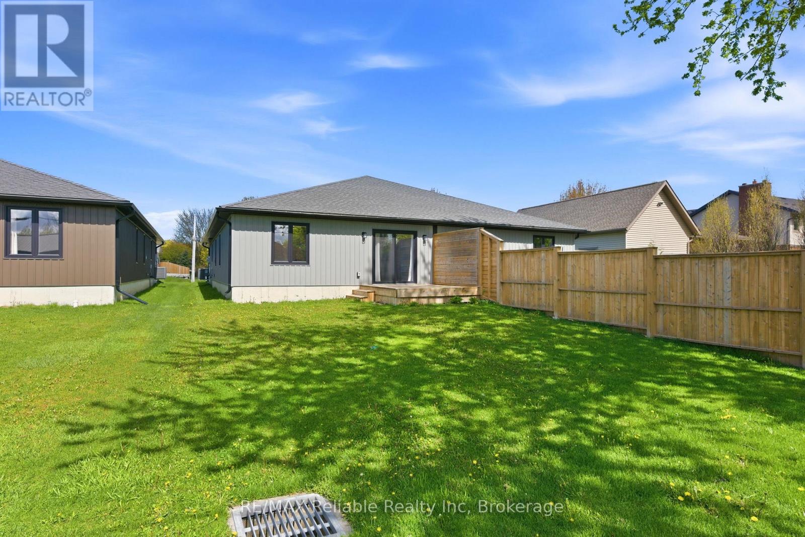 152 SILLS STREET - 40