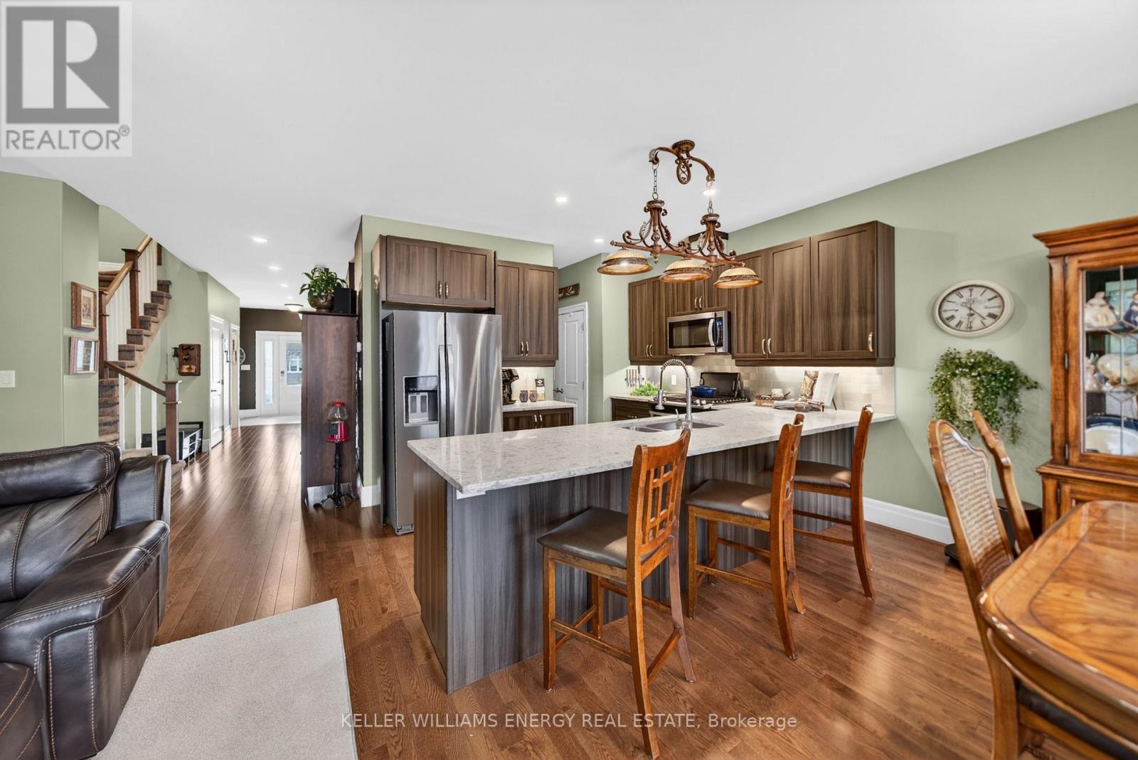 32 CURTIS STREET - Image 13