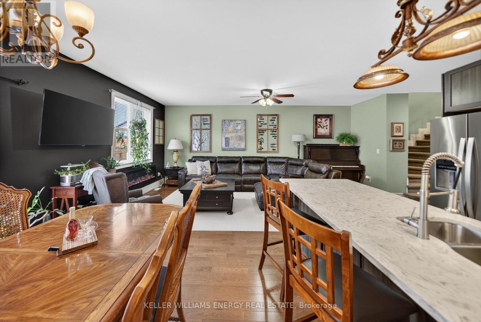 32 CURTIS STREET - Image 15