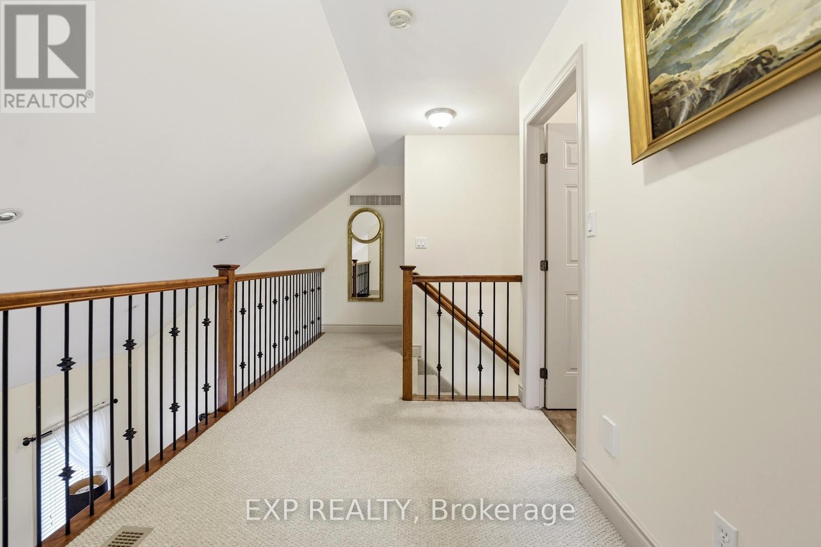 16 AMBER PLACE - 21