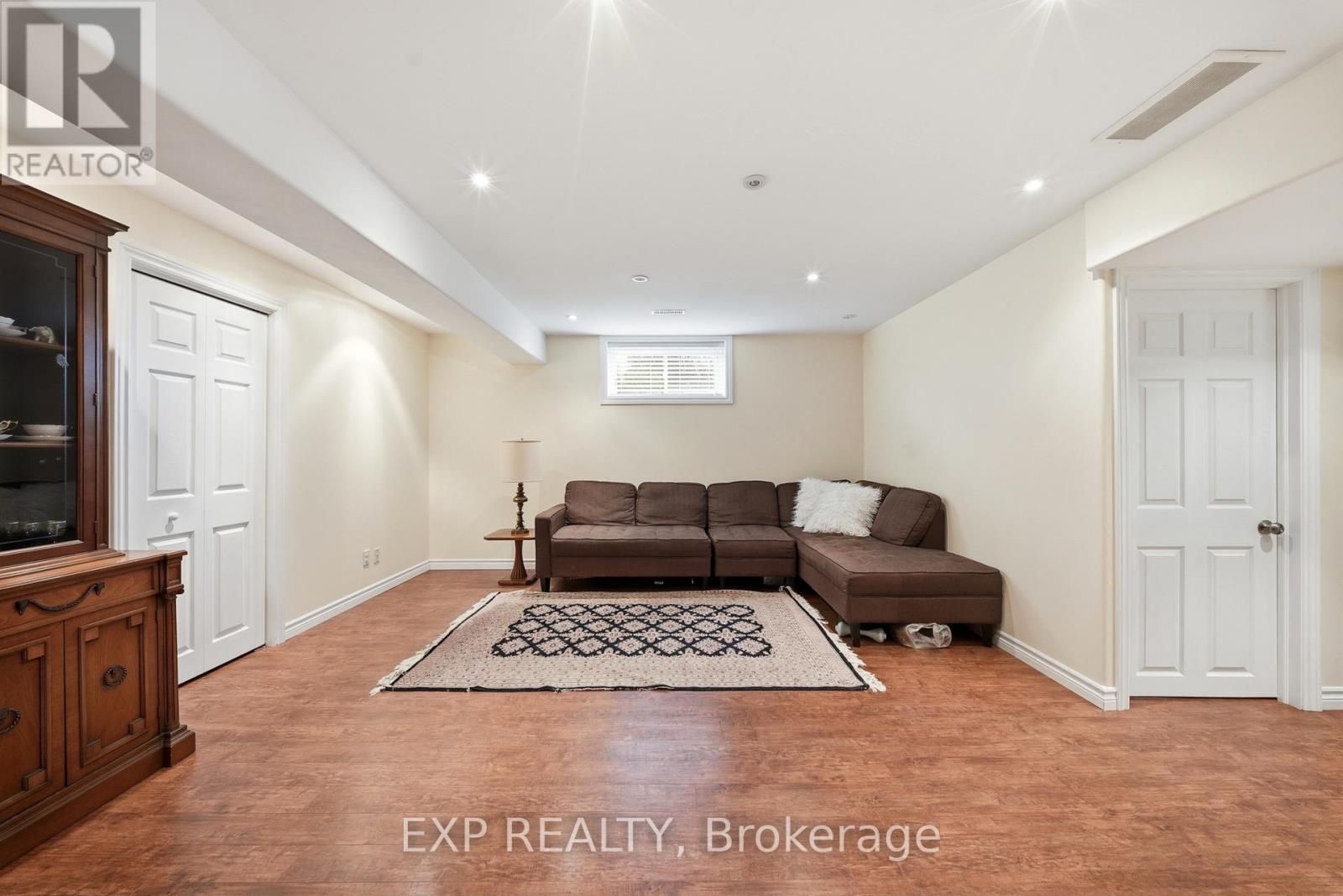 16 AMBER PLACE - 29
