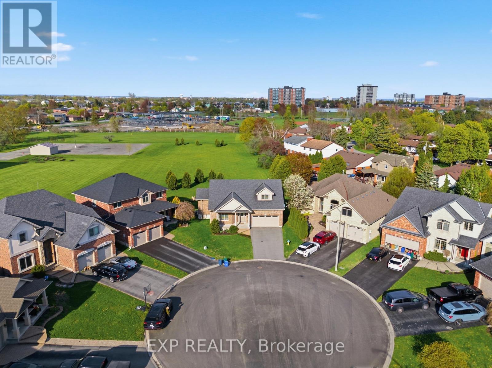 16 AMBER PLACE - 47