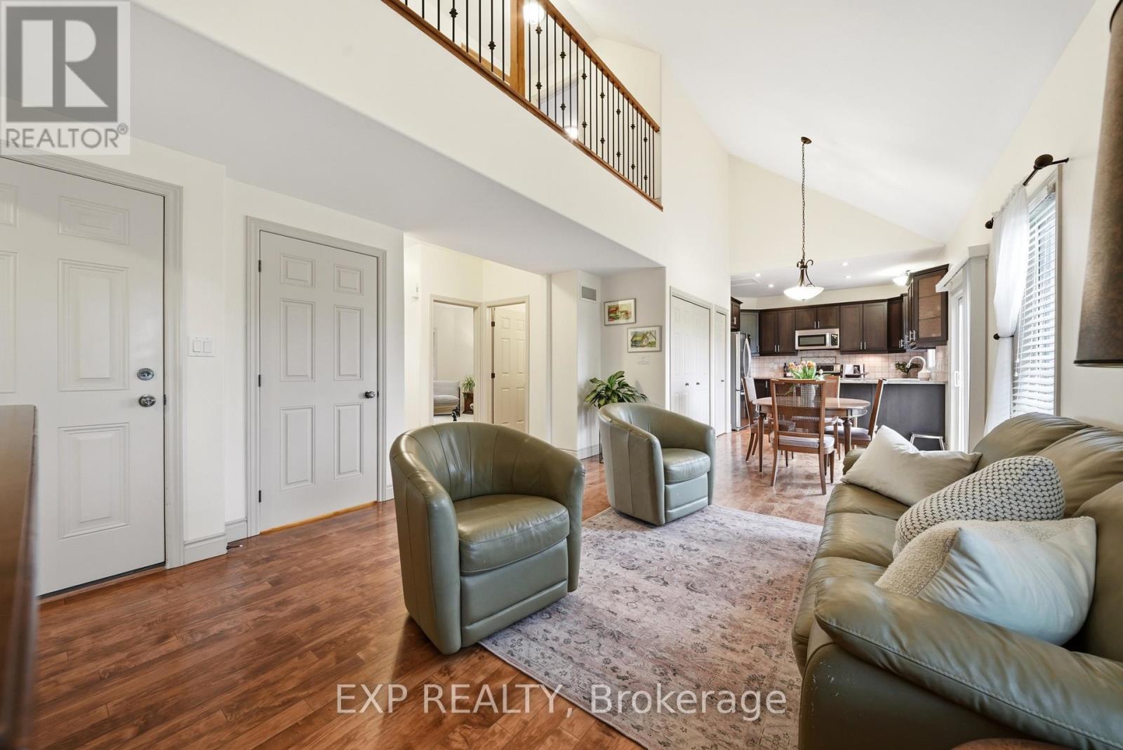 16 AMBER PLACE - 9