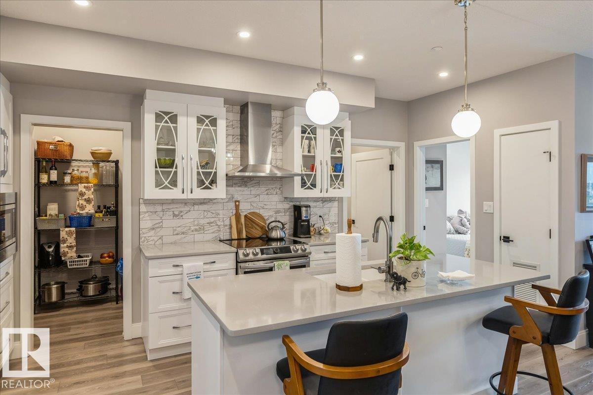 #405 7463 MAY CM NW, Edmonton