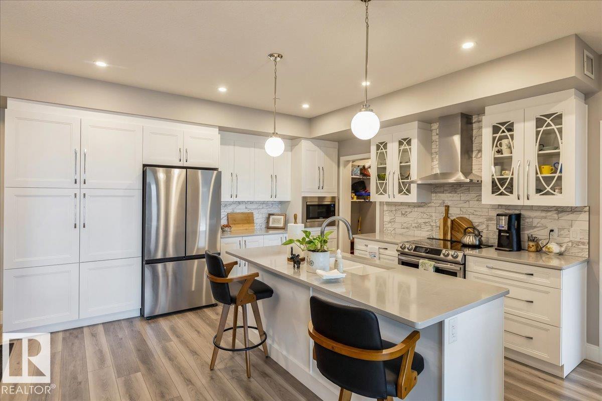 #405 7463 MAY CM NW, Edmonton