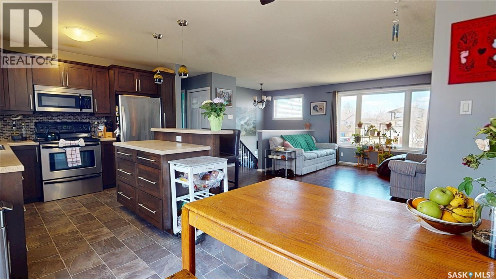 1126 BRETT BAY - 8