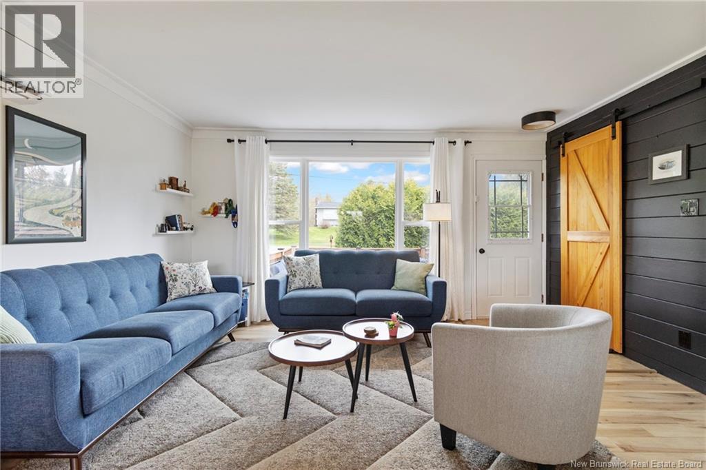 38 Christopher Drive - 12