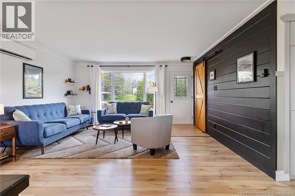 38 Christopher Drive - 14