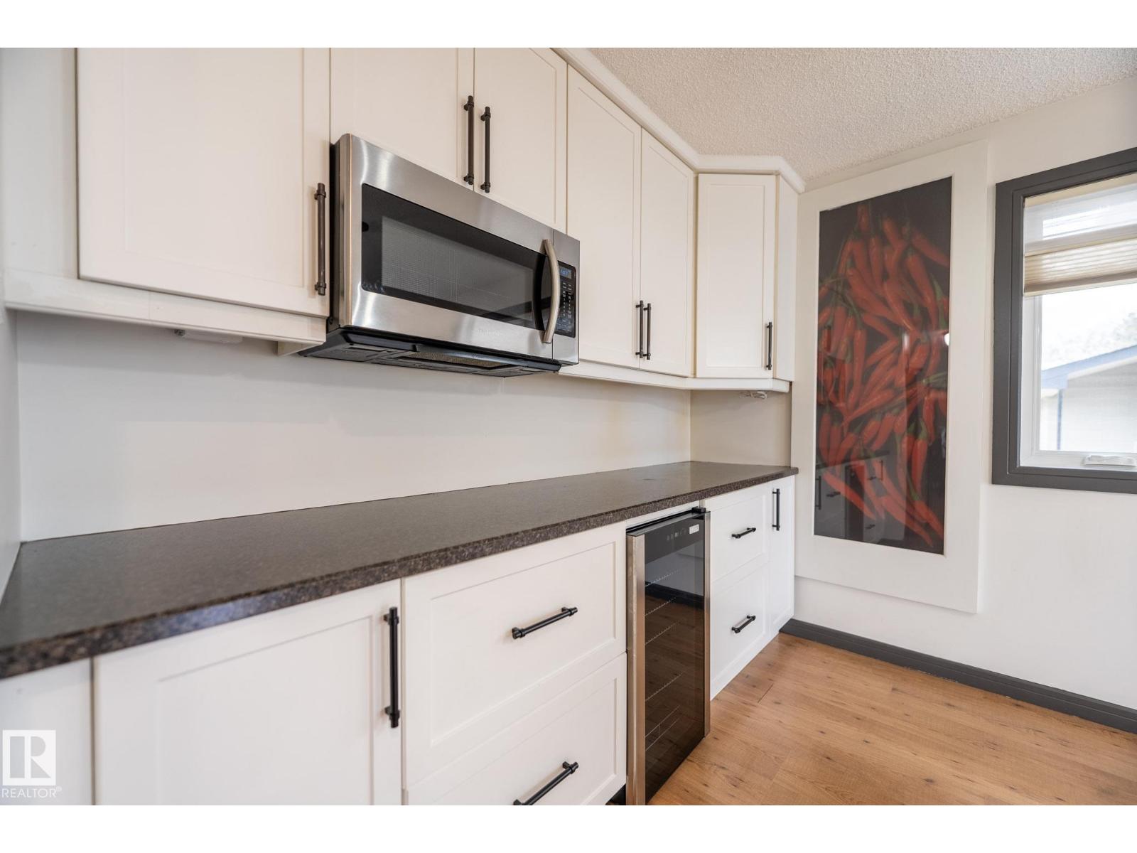 8111 187 ST NW, Edmonton