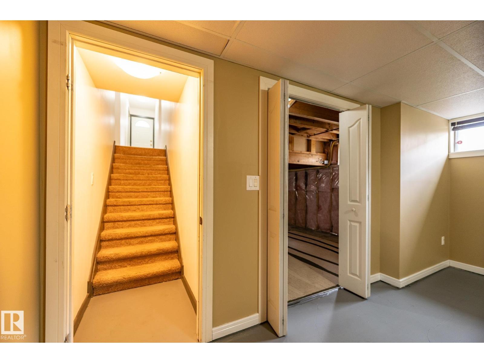8111 187 ST NW, Edmonton