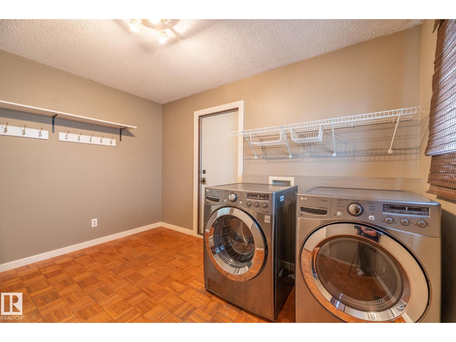 8111 187 ST NW, Edmonton