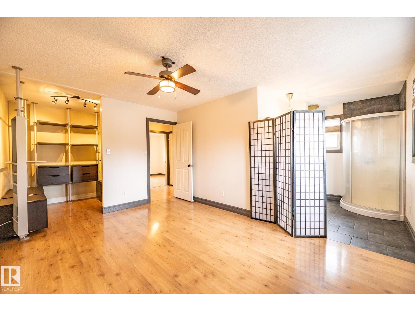 8111 187 ST NW, Edmonton