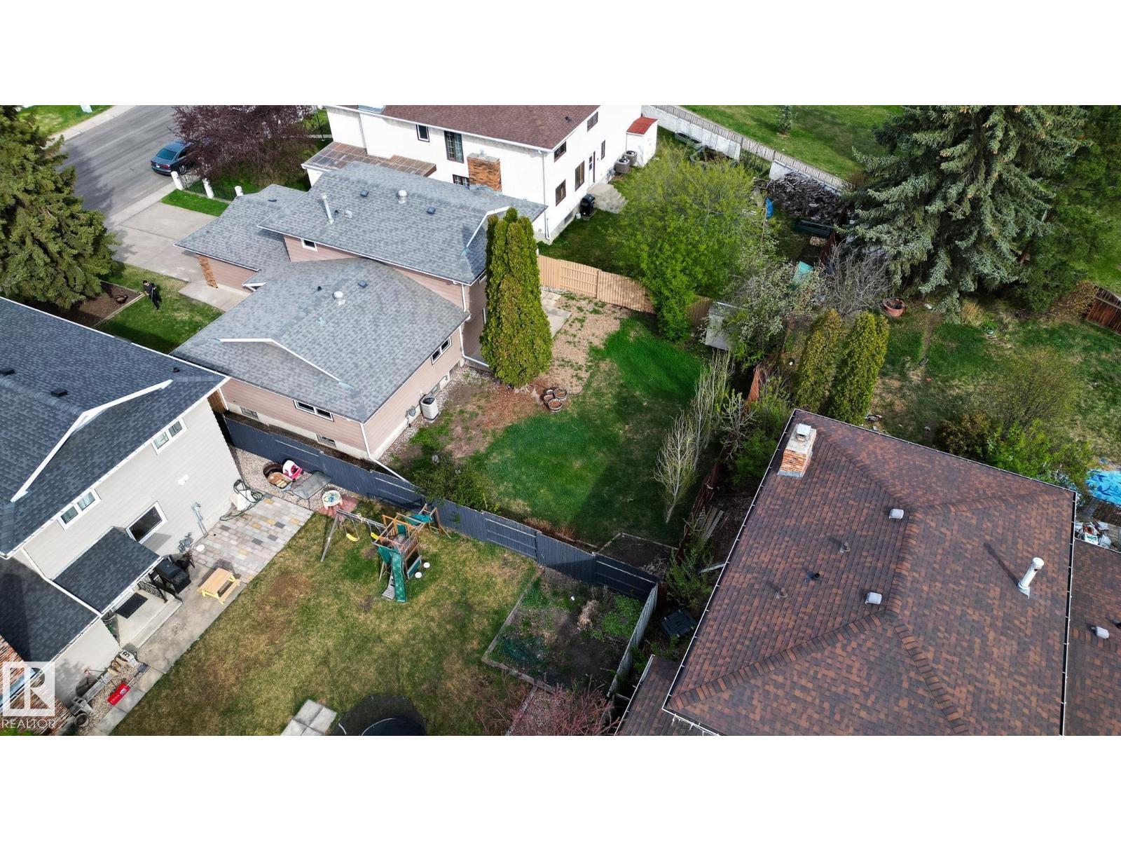 8111 187 ST NW, Edmonton