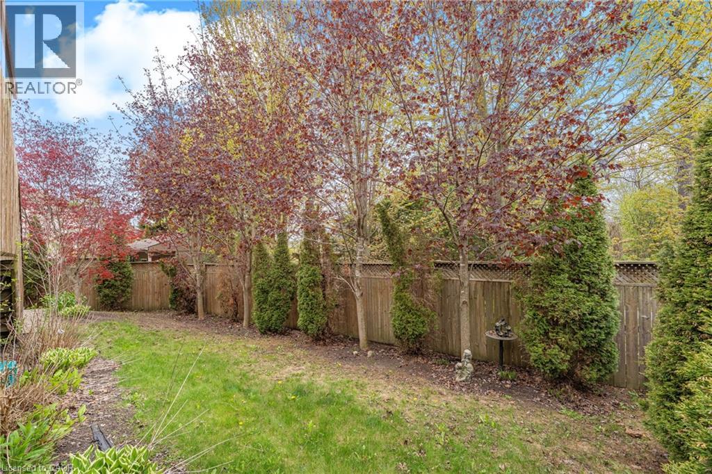 26 KNOX Court, Kitchener, Ontario, N2P2V6 — Photo 15