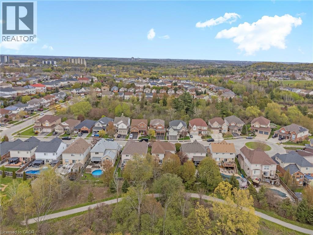 26 KNOX Court, Kitchener, Ontario, N2P2V6 — Photo 32