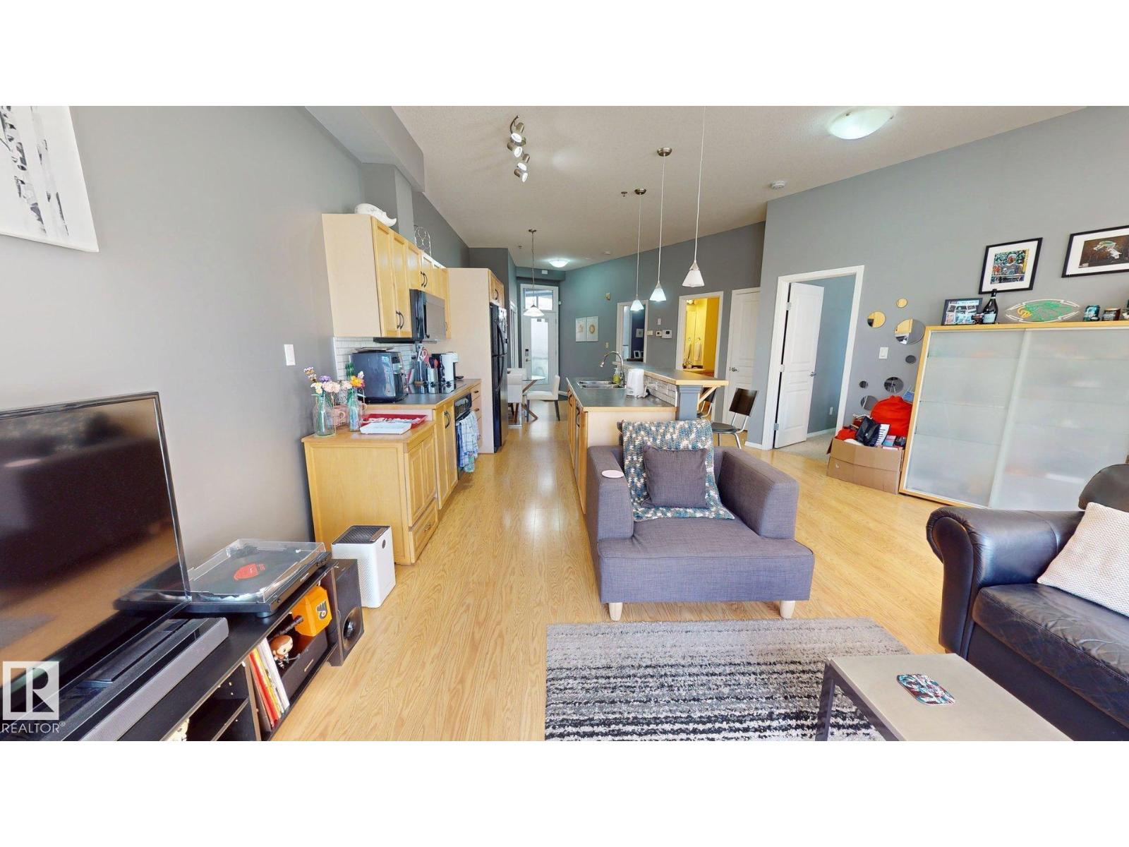 #417 10147 112 ST NW, Edmonton