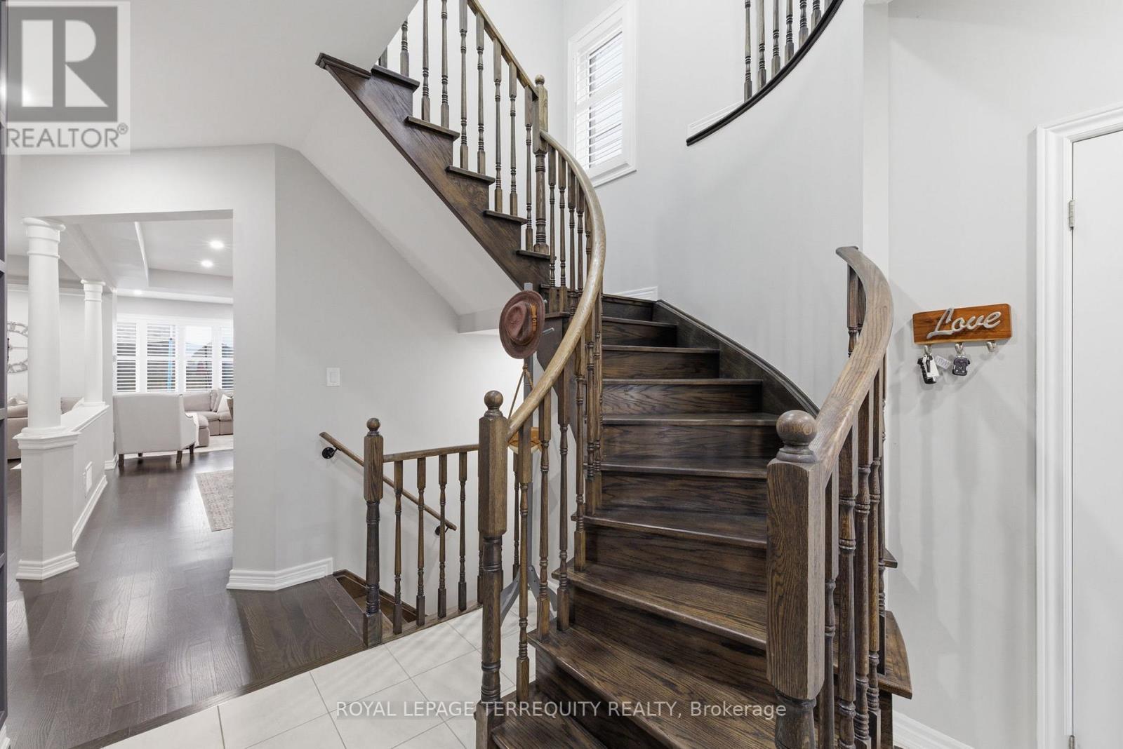 215 RONALD HOOPER AVENUE - 22