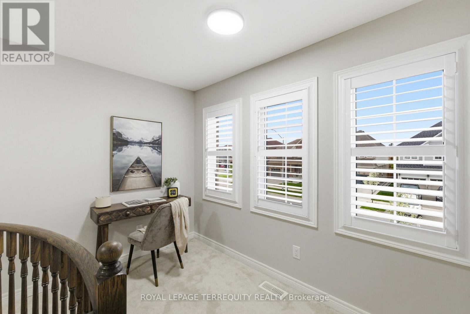 215 RONALD HOOPER AVENUE - 24