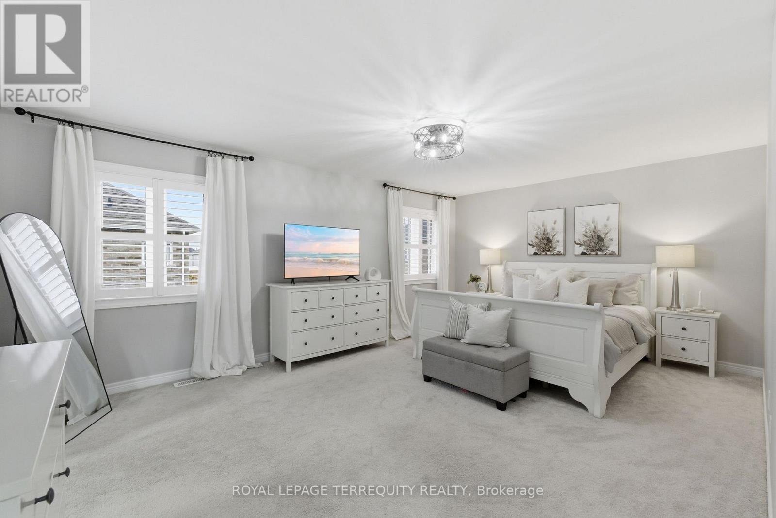 215 RONALD HOOPER AVENUE - 25