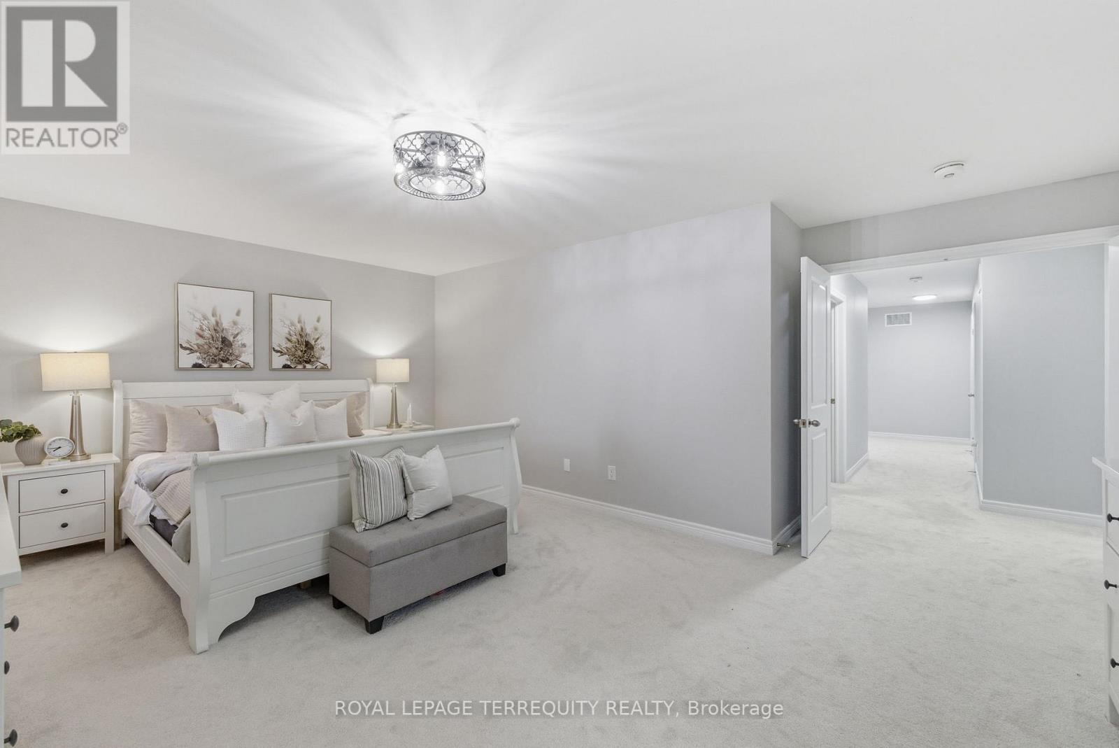 215 RONALD HOOPER AVENUE - 26