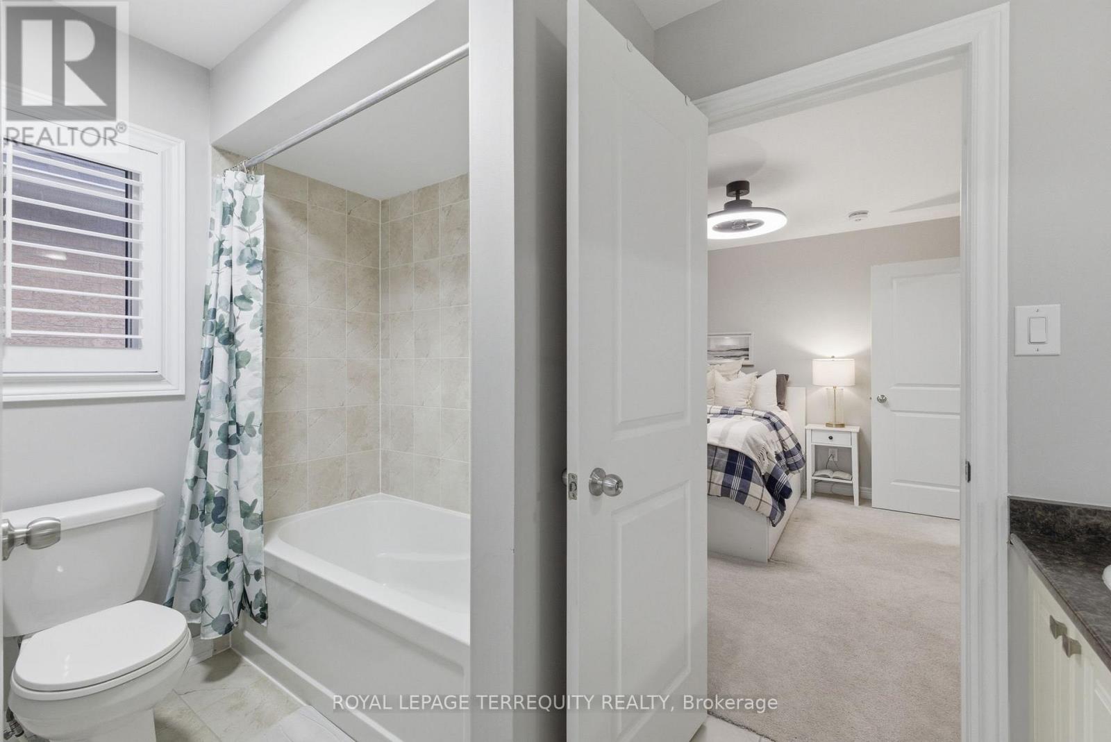 215 RONALD HOOPER AVENUE - 33