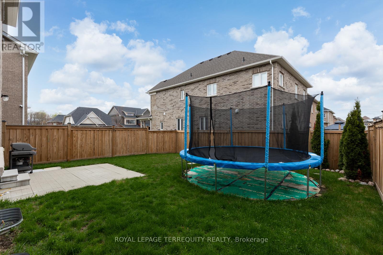 215 RONALD HOOPER AVENUE - 44