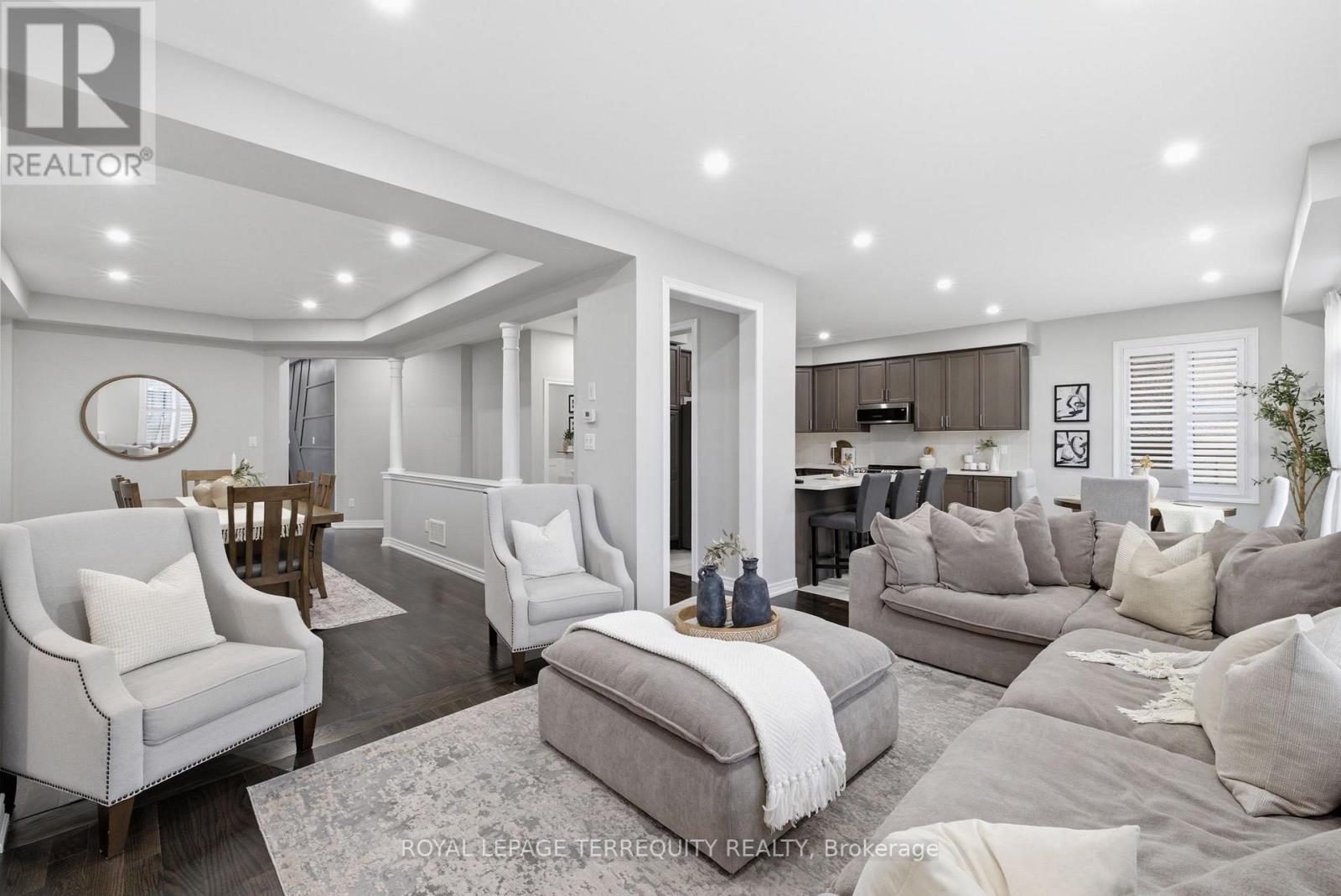 215 RONALD HOOPER AVENUE - 9