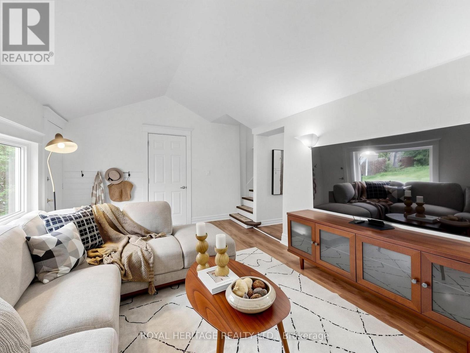 97 SCUGOG STREET - 18
