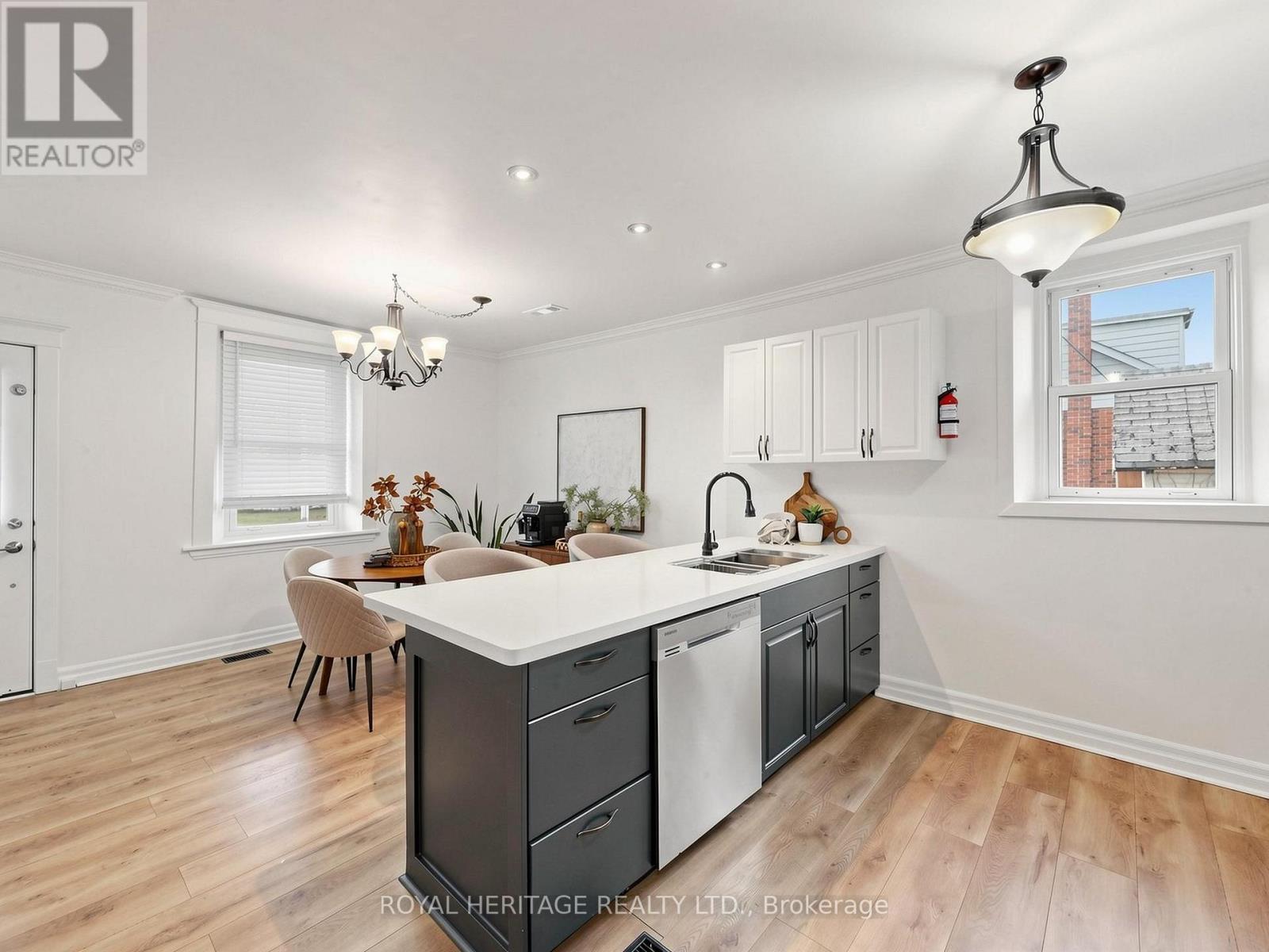 97 SCUGOG STREET - 6