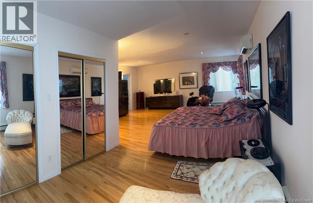 64 Fairview Street - 27