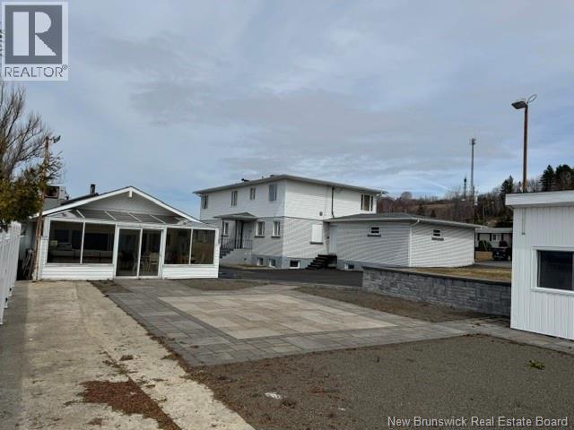 64 Fairview Street - 49