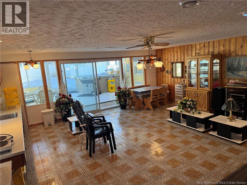 64 Fairview Street - 47