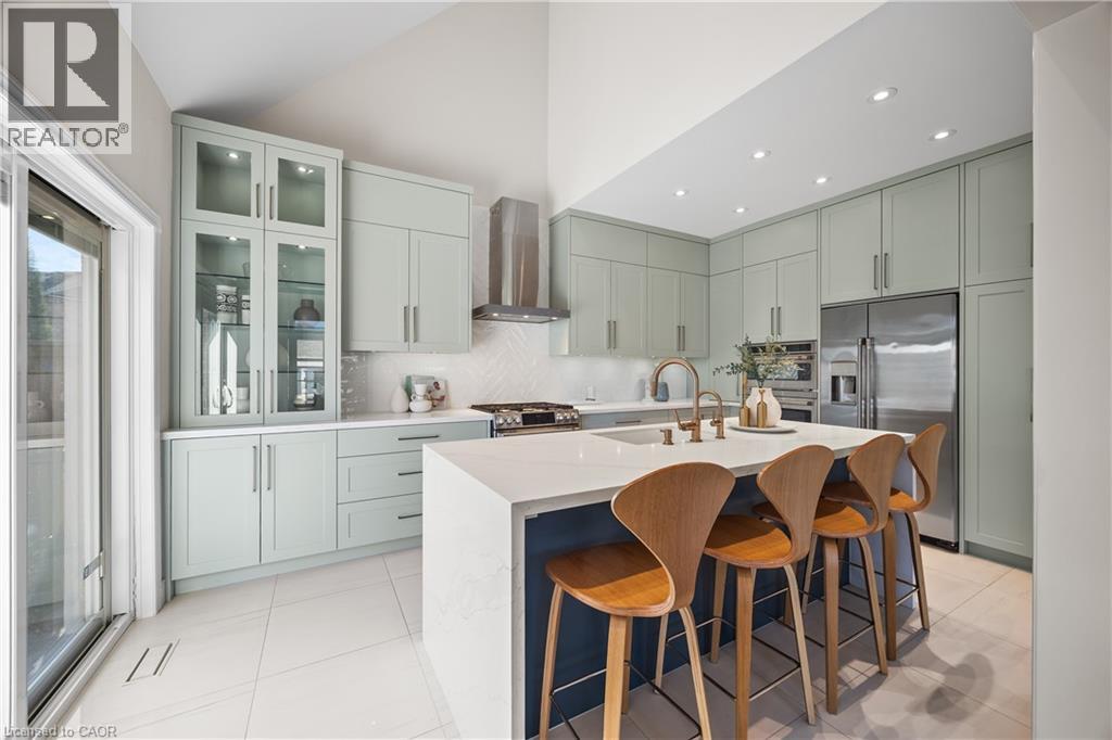 2252 DEWSBURY Drive - 11