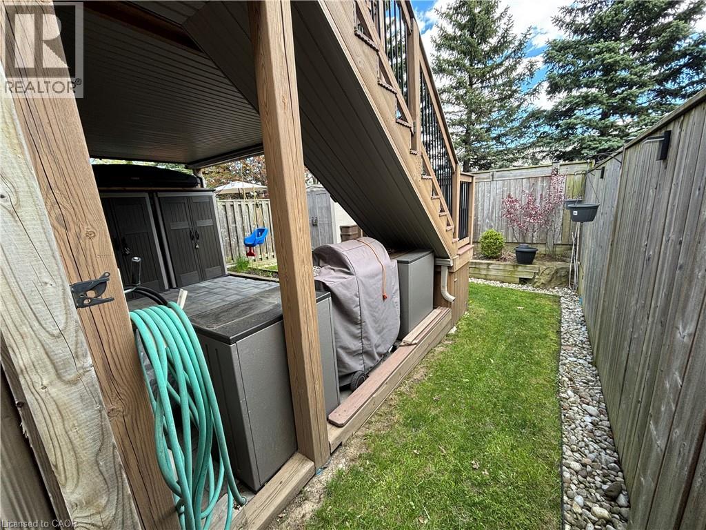 45 CANDLEWOOD Court, Stoney Creek, Ontario, L8J0C4 — Photo 37