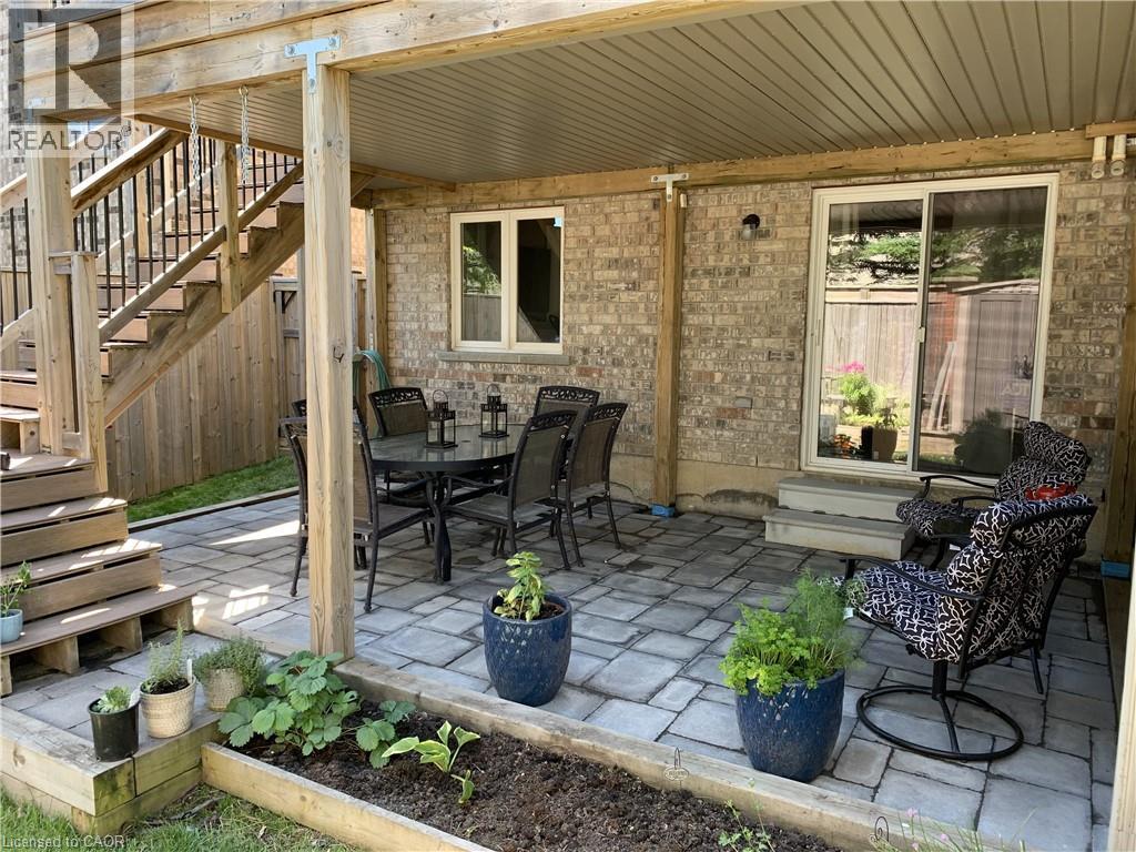 45 CANDLEWOOD Court, Stoney Creek, Ontario, L8J0C4 — Photo 17