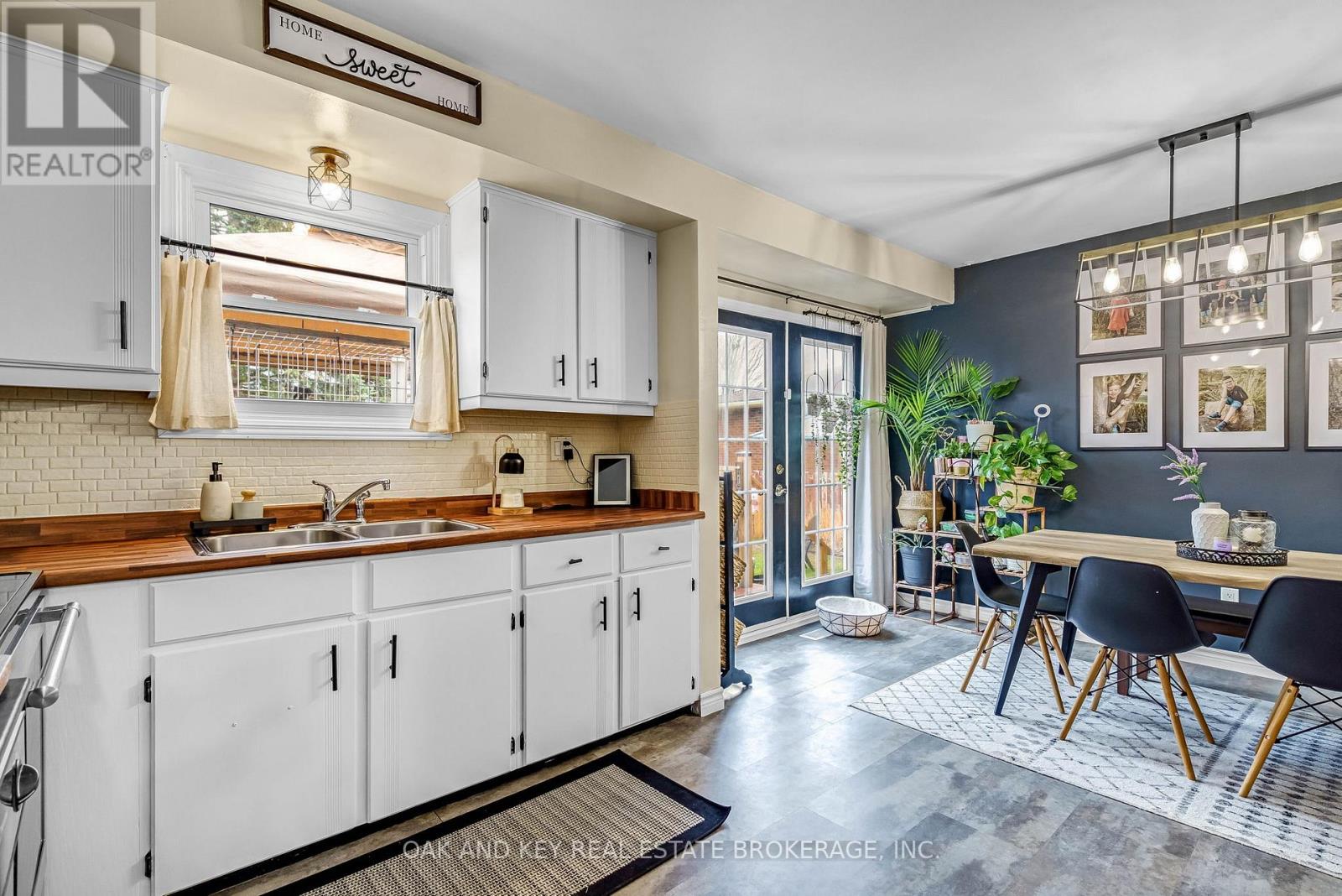 26 SINCLAIR AVENUE - 14