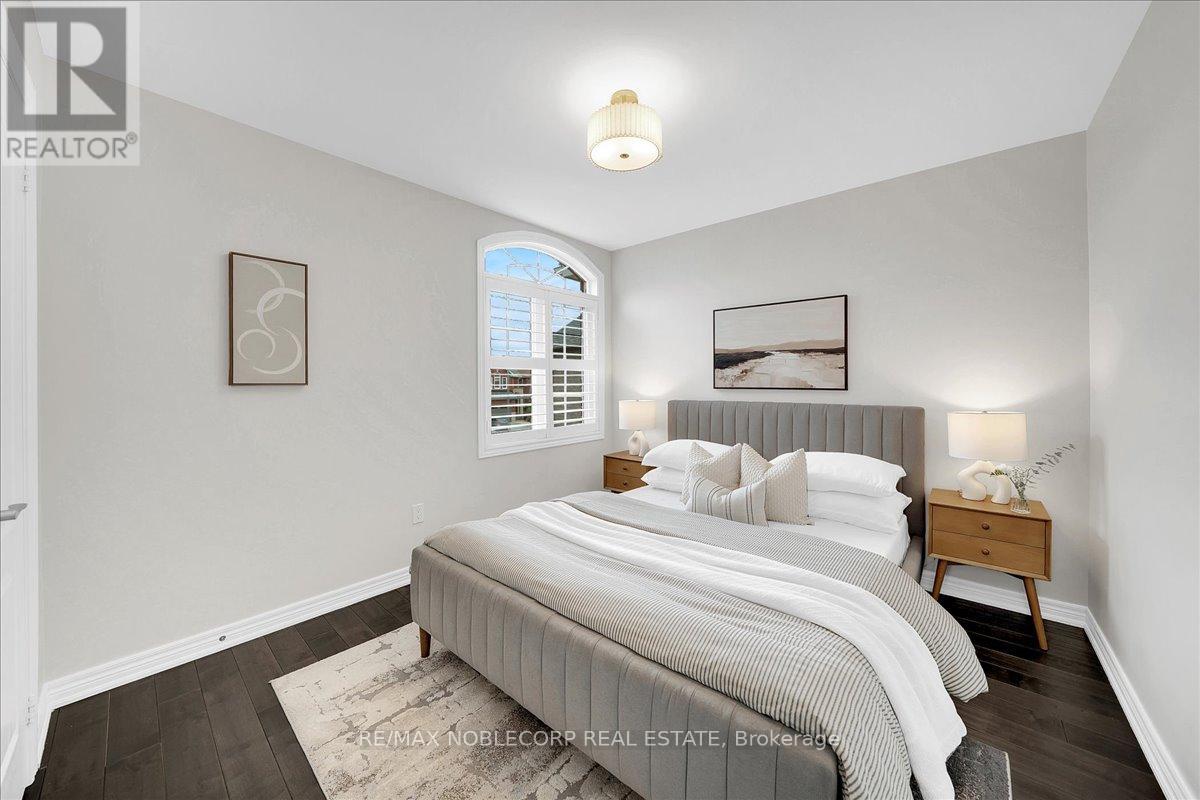 338 ELLWOOD DRIVE W - 40